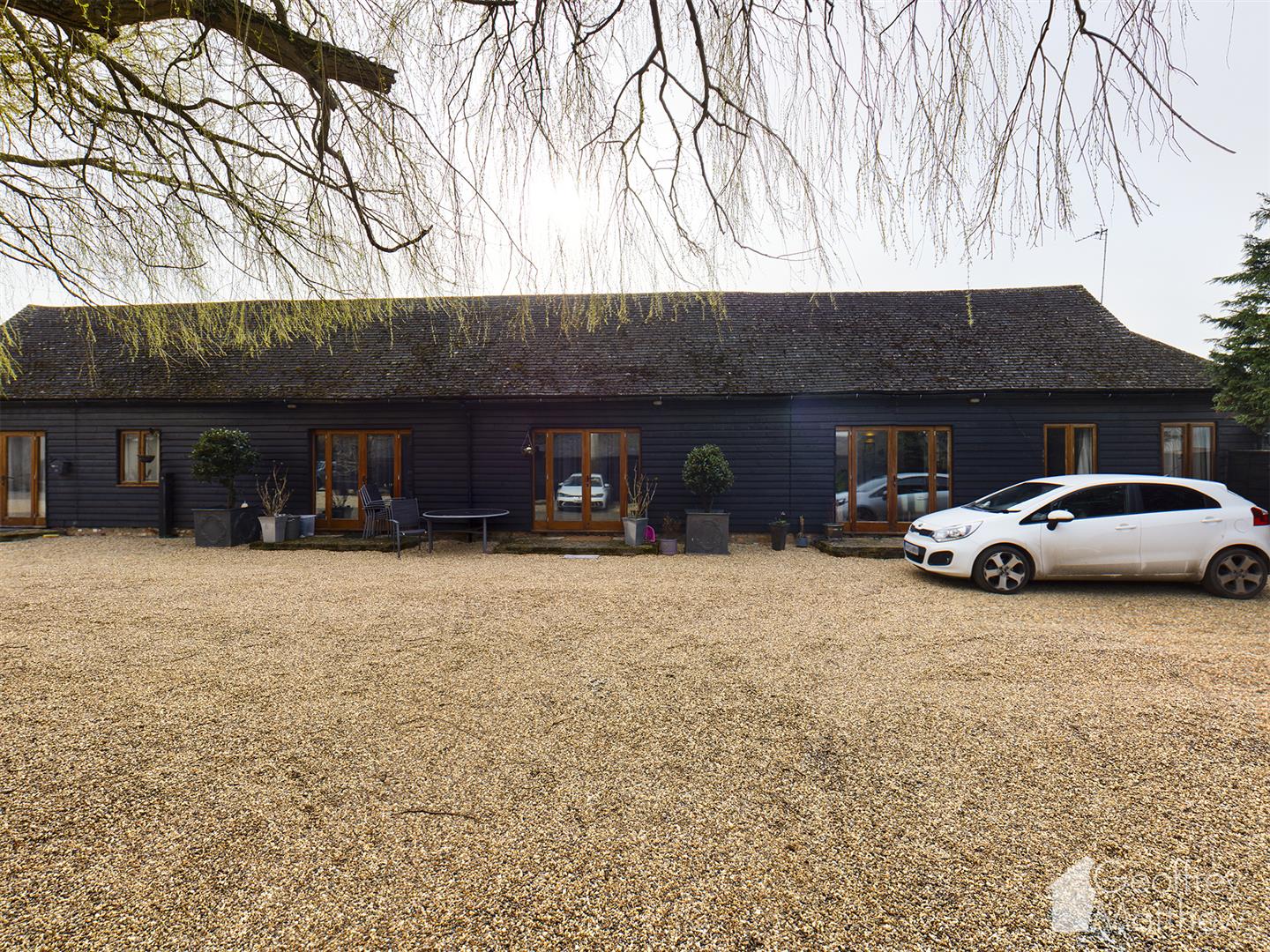 Moor Hall Farm, Harlow Tye                     Matching, Harlow